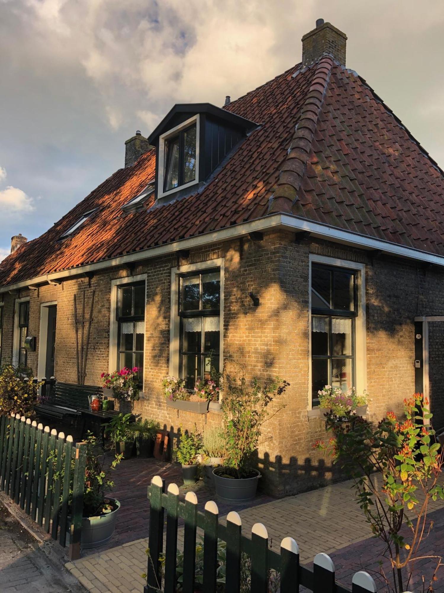 Vakantiehuis In Friesland Voor De Hele Familie Huns Extérieur photo